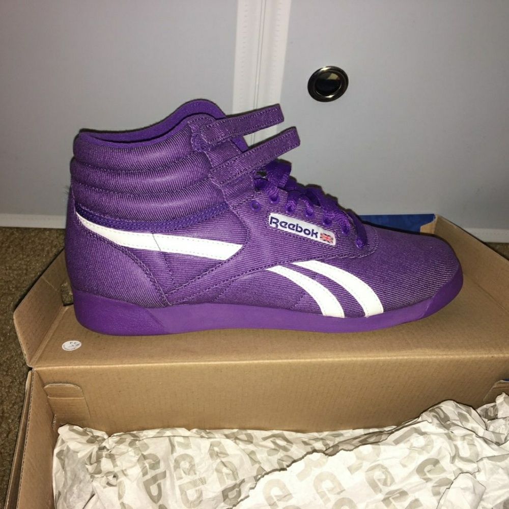 Women's Classic Reeboks